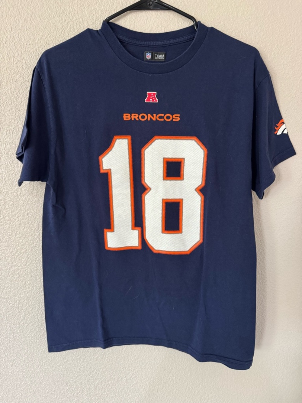 Denver Broncos Peyton Manning T-Shirt Men’s Medium Blue NFL Team Apparel Tee